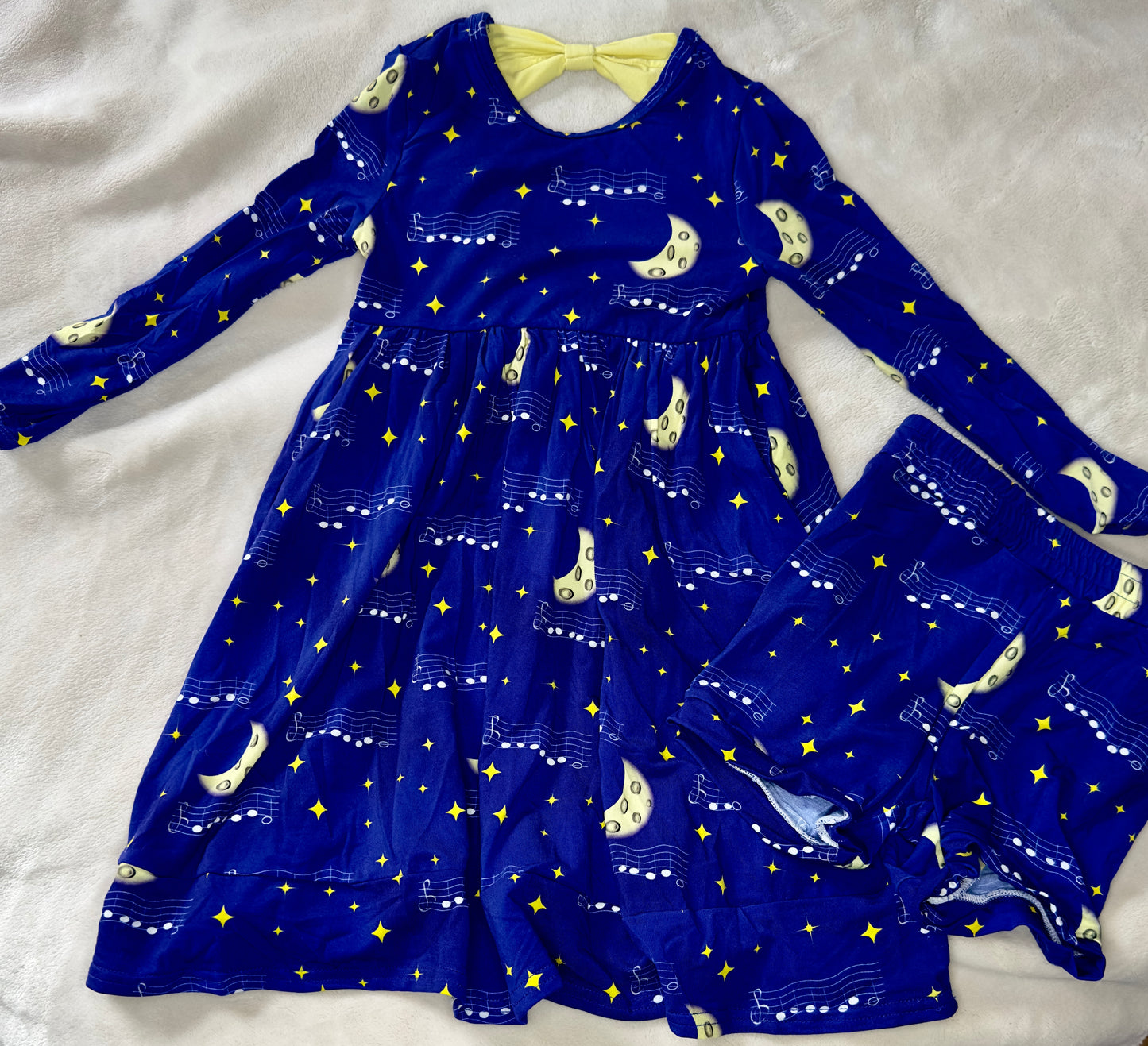 Twinkle Twinkle - Bow-Back Twirl
